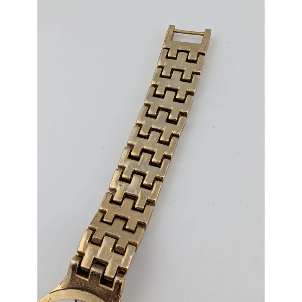 Elizabeth Taylor Watch Women 25mm Gold Case Rhinestones 7.5